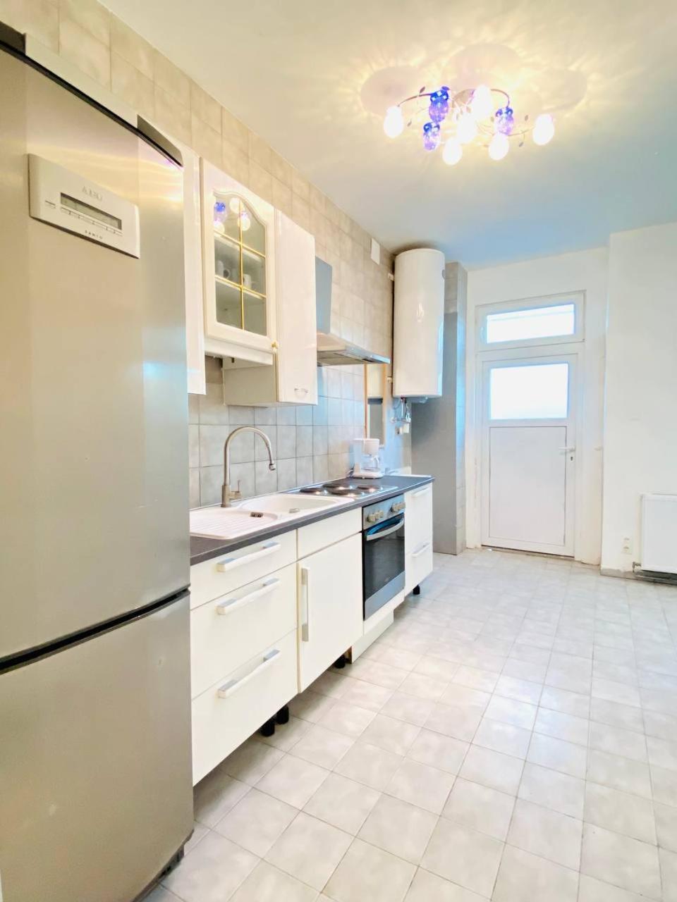 Comfortable Room In The 23Rd District Of Vienna Fr4 Εξωτερικό φωτογραφία